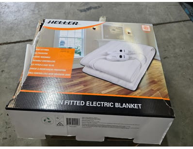 Seller, Queen fitted electric blanket
Note: box da...
