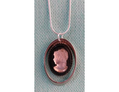 UNRESERVED Affordable Jewellery Valentines Spec... - Lot 656