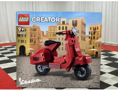LEGO Creator 40517 featuring a detailed red Vespa ...