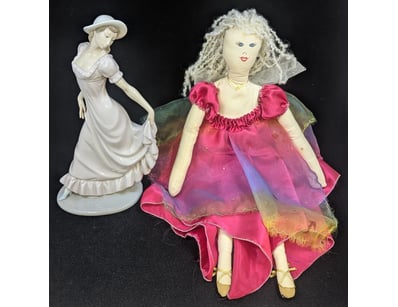 The Curio Collection (A980) - Lot 1032