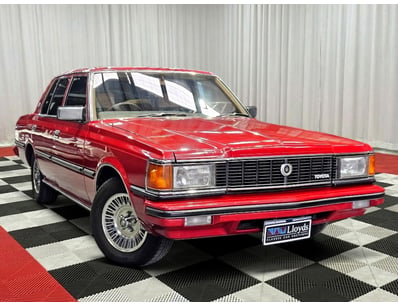 <b>1982 Toyota Crown Royal Saloon - Red - 244,748k...