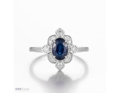 9CT WHITE GOLD CEYLON SAPPHRIE AND DIAMOND VINTAGE...