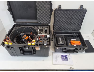 Gadgets, Music & Pastimes (VICA982) - Lot 3038