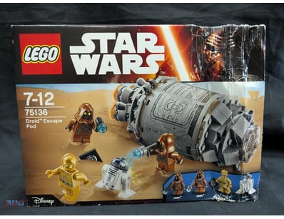 LEGO STAR WARS 75136 DROID ESCAPE POD SET

Lego St...