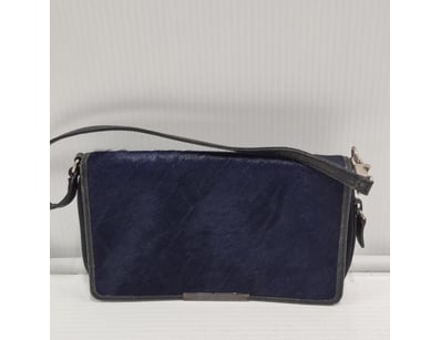 Designer Vault (A981) - Lot 3000