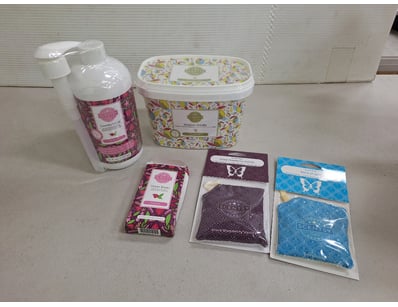 Unclaimed Freight (GCA1007) - Lot 529