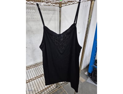 RRP $49.95
Baselayer 
B4415 cami with motif
Siz...