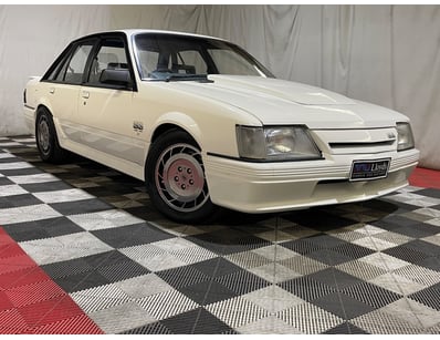 Classic, Muscle & Barn Finds - Lot 884