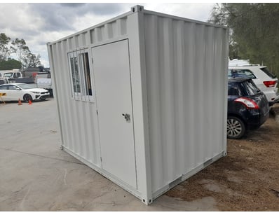 UNRESERVED GC Factory Direct Portables , Skid Ste... - Lot 7
