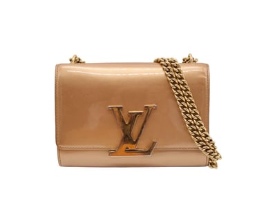 Designer Vault (A982) - Lot 2051