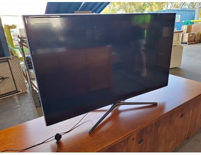 Television, 50", Model: UA50F6400AM

Note: Include...