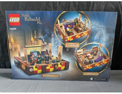 **UNRESERVED** LIFETIME COLLECTION OF LEGO PART... - Lot 196