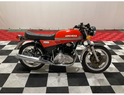 Single Vendor Classic Bike Collection - Lot 10