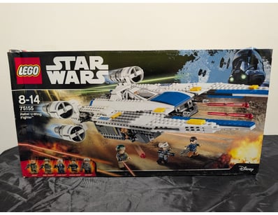 **UNRESERVED** LIFETIME COLLECTION OF LEGO PART... - Lot 366