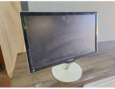 Samsung Computer, Model S24C370HL

Dimensions H:...