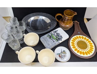 Curios & Collectables (A978) - Lot 539