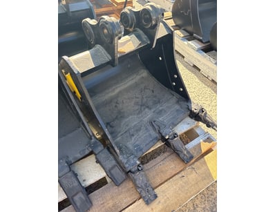 UNRESERVED Buckets & Attachments Clearance (ON4490) - Lot 28
