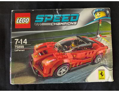 **UNRESERVED** COOKIE'S LIFETIME COLLECTION OF ... - Lot 557