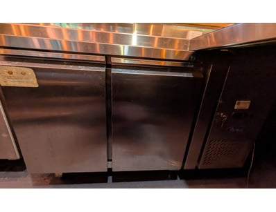 UNRESERVED Cabaret Club + Restaurant Liquidation... - Lot 10