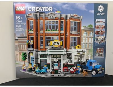 LEGO CREATOR EXPERT CORNER GARAGE SET 10264

Leg...