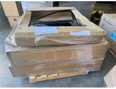 BRAND NEW Pallet of Car Parts Including 
Part No....