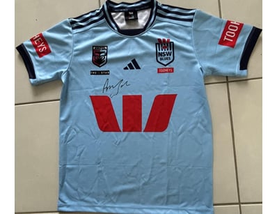 Mancave & Memorabilia (A995) - Lot 500