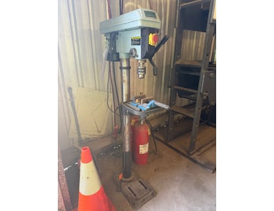 UNRESERVED Heavy Vehicle Mechanic Business Closu... - Lot 24