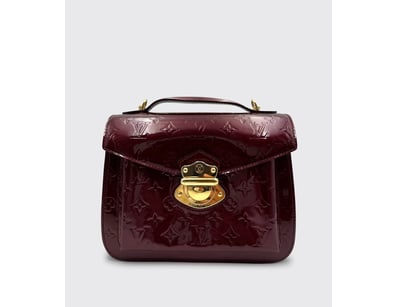 Designer Vault (A977) - Lot 1501