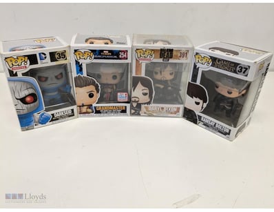 LOT OF FOUR FUNKO POP COLLECTIBLE FIGURES - DC COM...