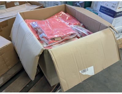 Box of SECO Large Tripod Bags 

Sold as lot