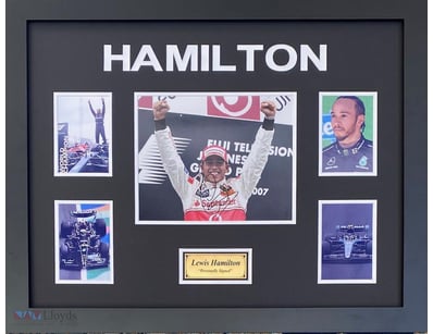 LEWIS HAMILTON PERSOANLLY SIGNED 10" X 8" PHOTOGRA...