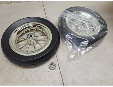 X19 Golf Wheels

Dimensions Approx H:26cm W:26cm D...