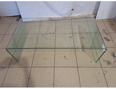 Glass Coffee Table

DIMENSIONS: 35cm (H), 55cm (...