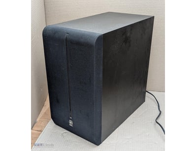 Yamaha Powered Sub-Woofer Model Sw-P270 40 Watts