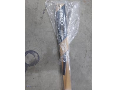 <p><strong>Windscreen Wiper Arms and Blade</strong...