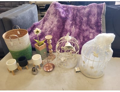 House & Homewares (A999) - Lot 232