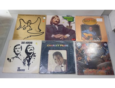 Gadgets, Music & Pastimes (SAA982) - Lot 4388