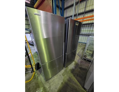 2x Westinghouse Fridges
Note: Suggested for parts...