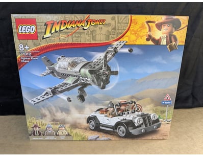 **UNRESERVED** LIFETIME COLLECTION OF LEGO PART... - Lot 351