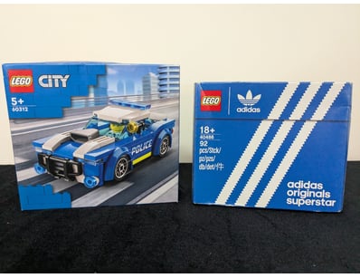 **UNRESERVED** LIFETIME COLLECTION OF LEGO PART... - Lot 851