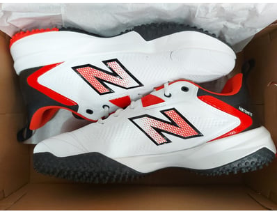 New Balance CK4020F6 cricket shoes for men, size 1...