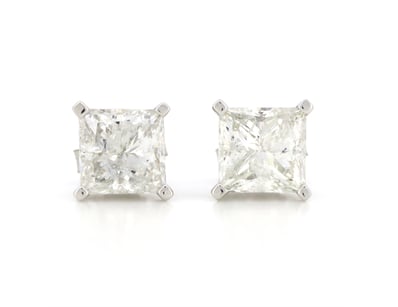 Diamonds Are A Woman's Best Friend (A976) - Lot 2202