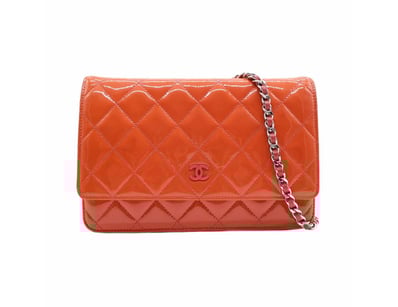 Designer Vault (A985) - Lot 2160