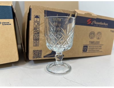 Commercial Furnishings & Kitchen Gear (VICA987) - Lot 1027