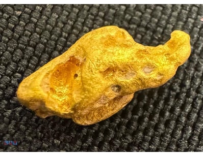 0.949 GRAMS AUSTRALIAN GOLD NUGGETS

Dimensions: H...