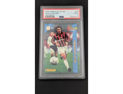 RARE & COLLECTABLE GRADED TRADING CARDS (A976) - Lot 4072
