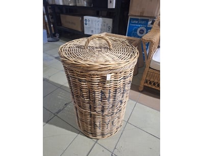 Laundry Hamper, Rattan Style, Natural Finish

Di...