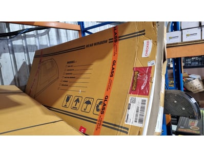 MOSTLY UNRESERVED 4x4 WORKSHOP BUSINESS CLOSURE... - Lot 145