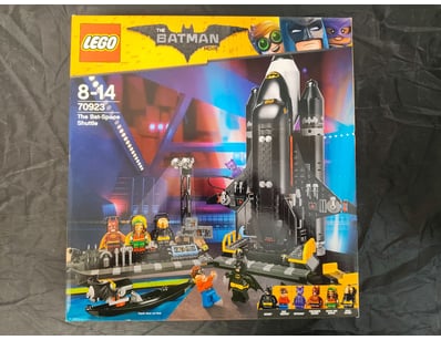 **UNRESERVED** COOKIE'S LIFETIME COLLECTION OF ... - Lot 954