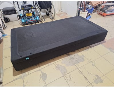 Bed Base, Black Finish

Dimensions Approx H:55cm W...